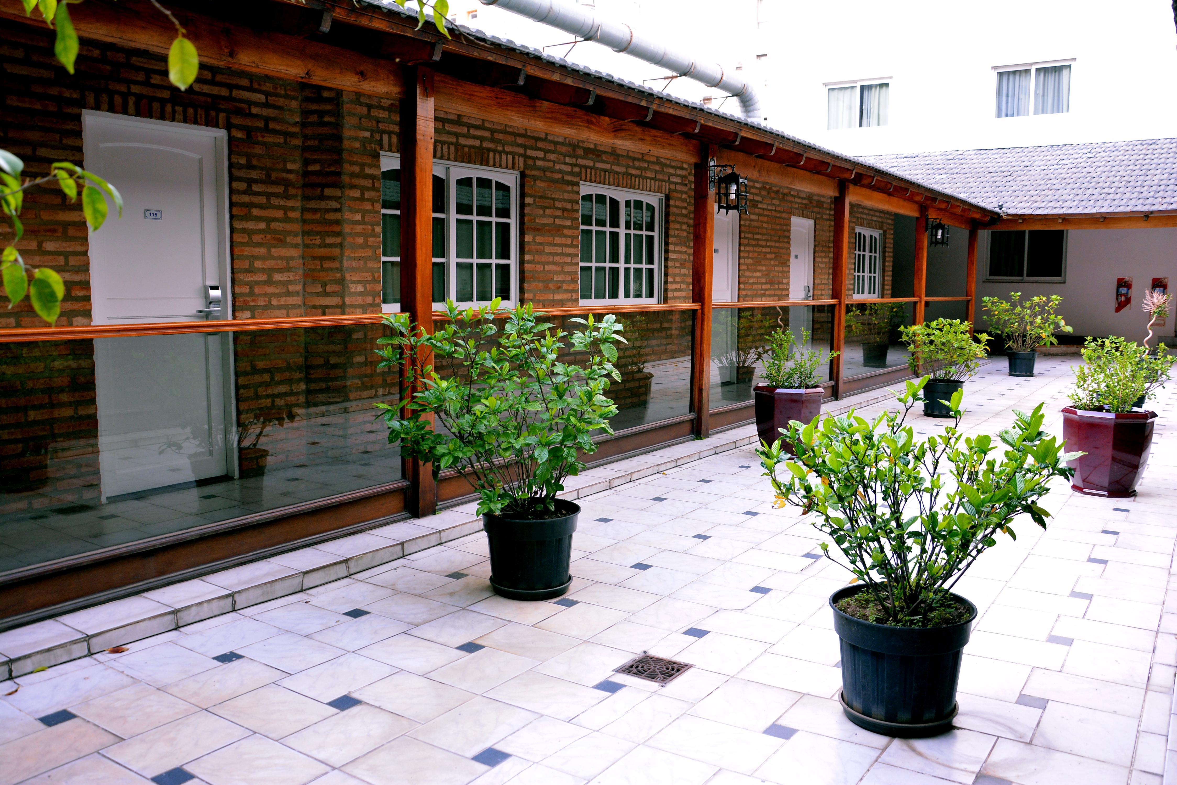 Centuria Hotel Буенос Айрес Екстериор снимка