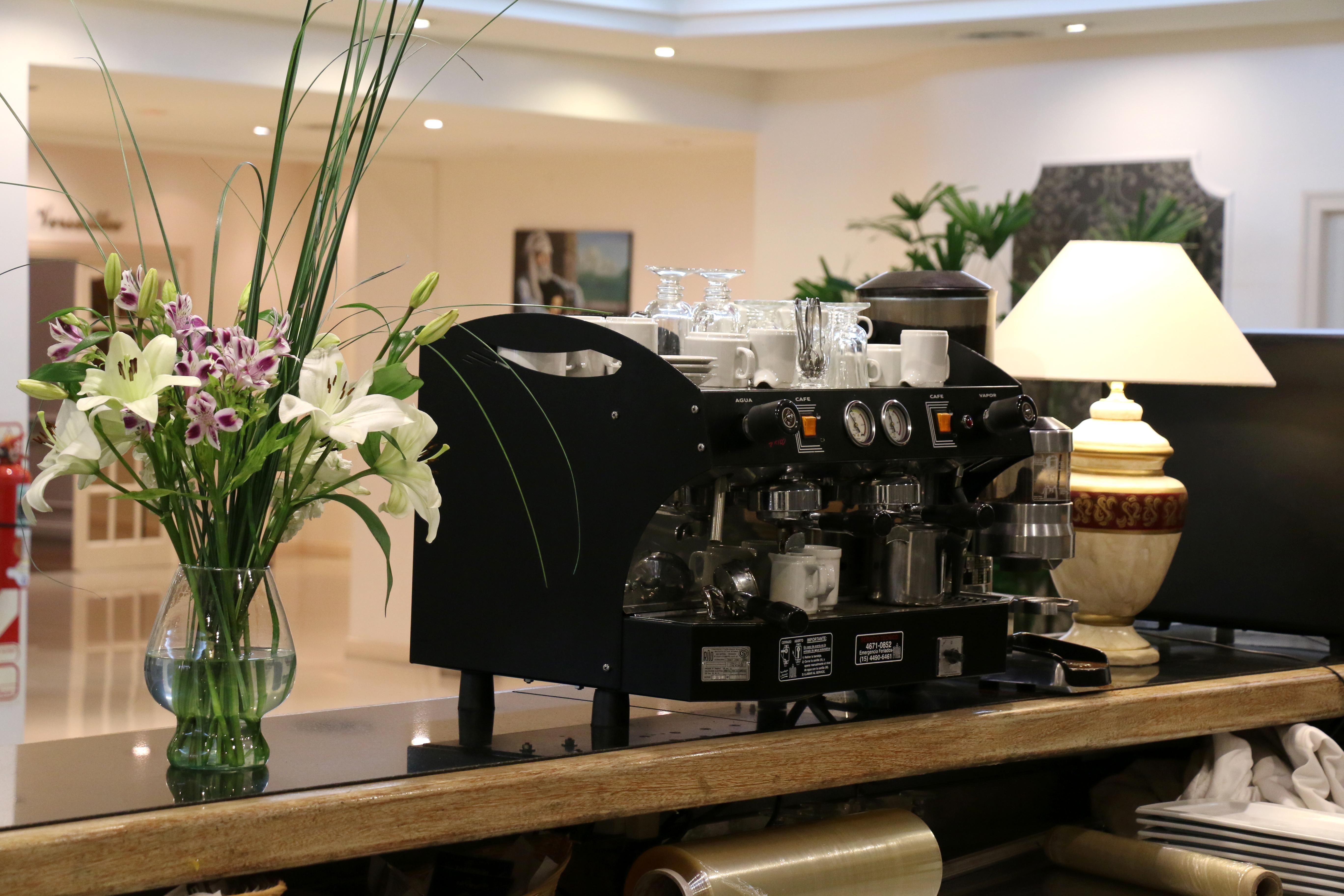 Centuria Hotel Буенос Айрес Екстериор снимка