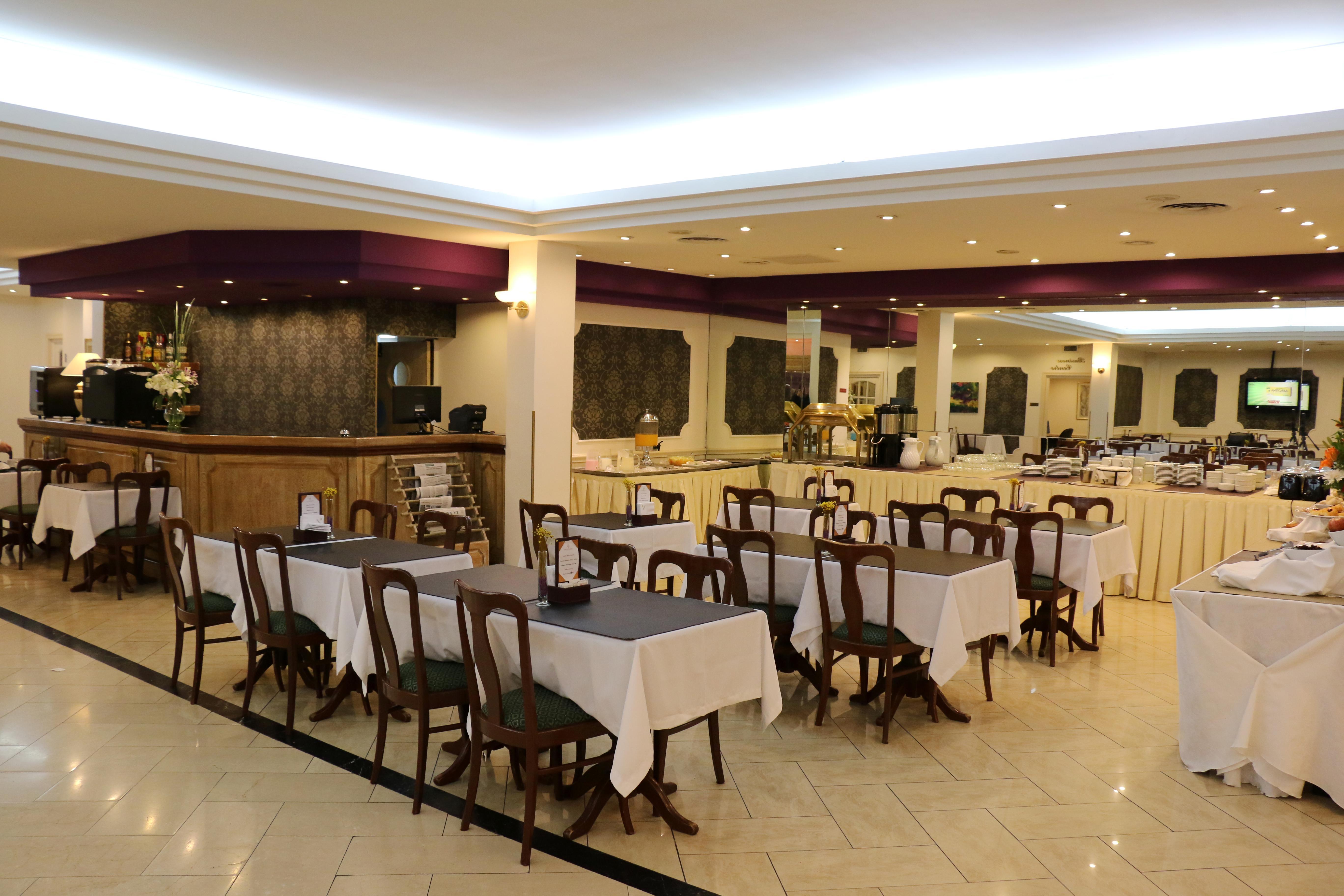 Centuria Hotel Буенос Айрес Екстериор снимка