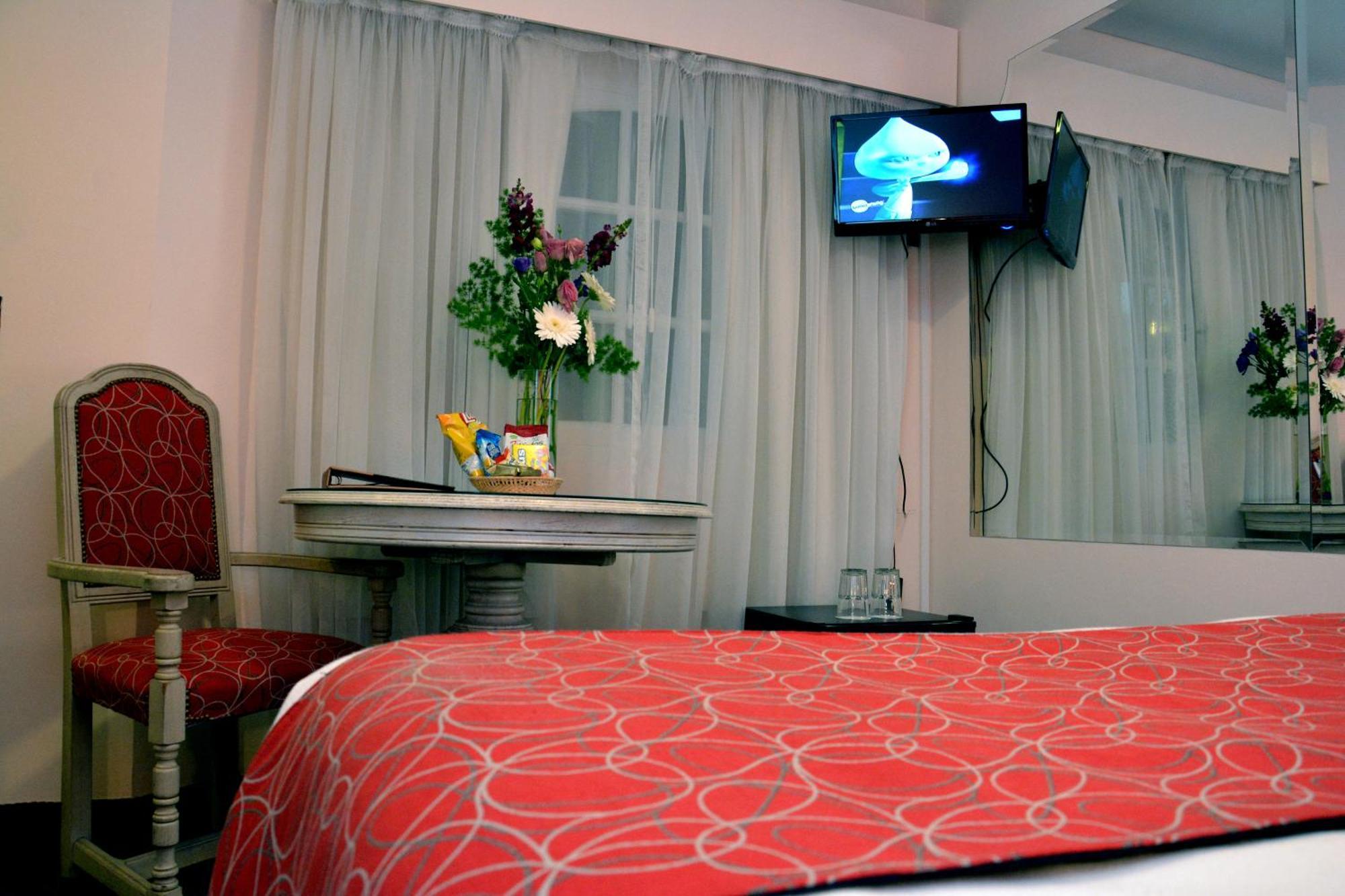 Centuria Hotel Буенос Айрес Стая снимка