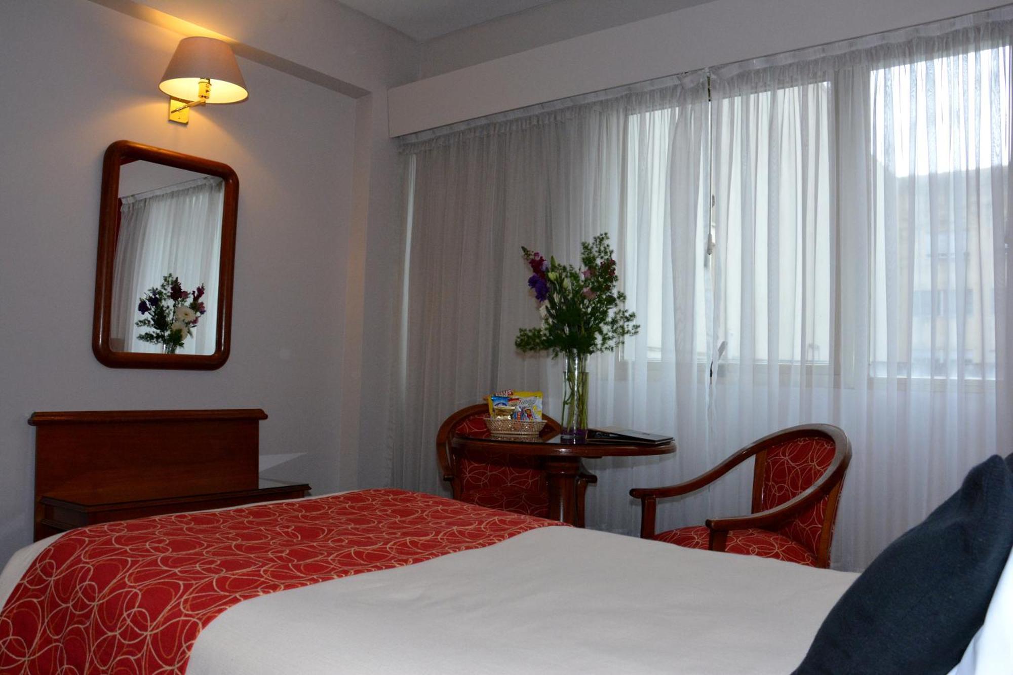 Centuria Hotel Буенос Айрес Стая снимка