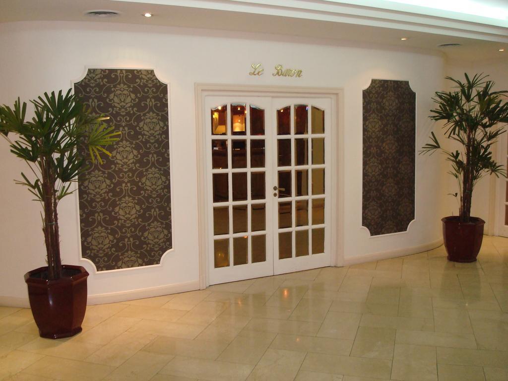 Centuria Hotel Буенос Айрес Екстериор снимка