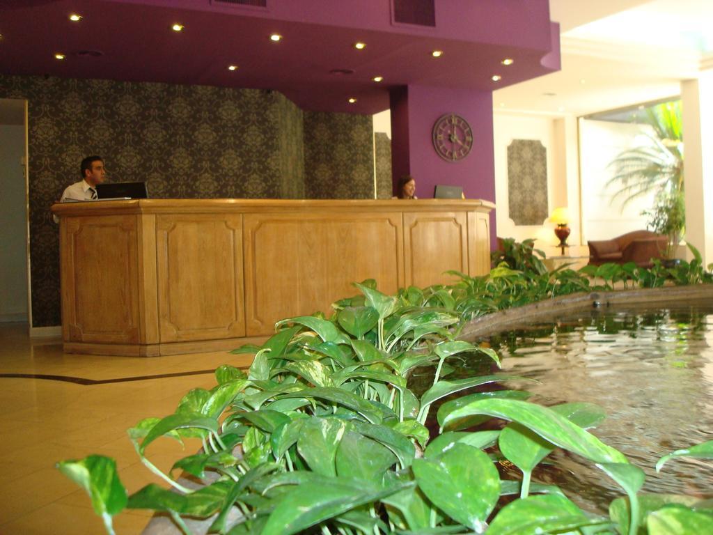 Centuria Hotel Буенос Айрес Екстериор снимка