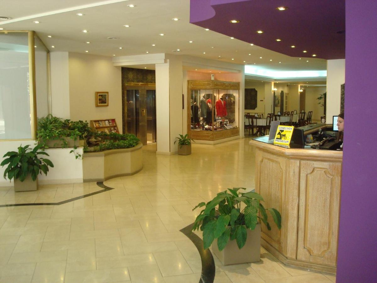 Centuria Hotel Буенос Айрес Екстериор снимка